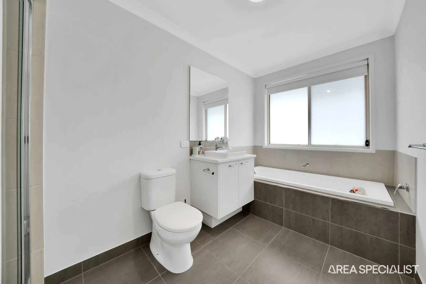 Additional image 16 of 5 Harry Drive, Thornhill Park VIC 3335