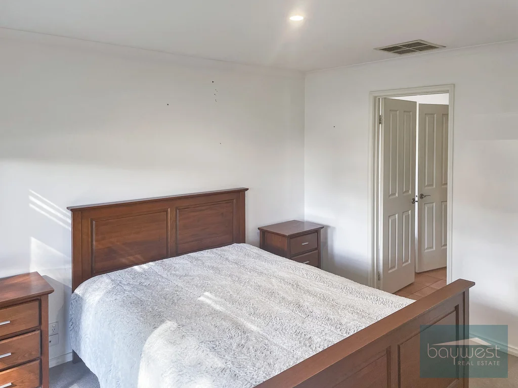 Additional image 6 of 1/8 Raymond Street, Somerville VIC 3912