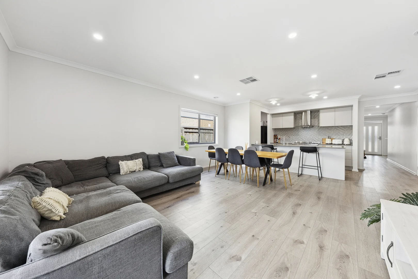 Additional image 7 of 18 Hastings Way, Nar Nar Goon North VIC 3812