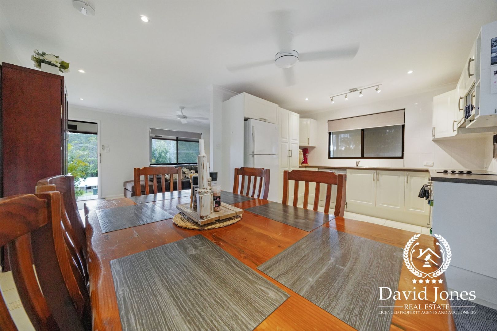 28 Rogers Avenue, Beenleigh QLD 4207, Image 2