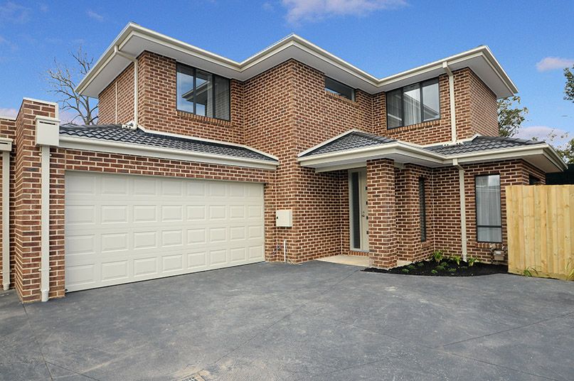 2/17 Ingleside Crescent, Glen Waverley VIC 3150, Image 0