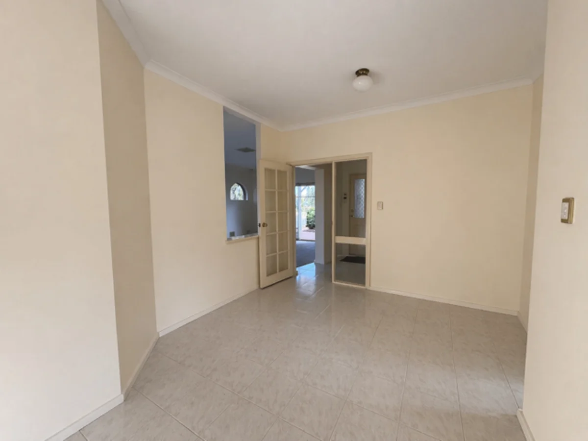 Additional image 11 of 1/42 Gardner, Como WA 6152