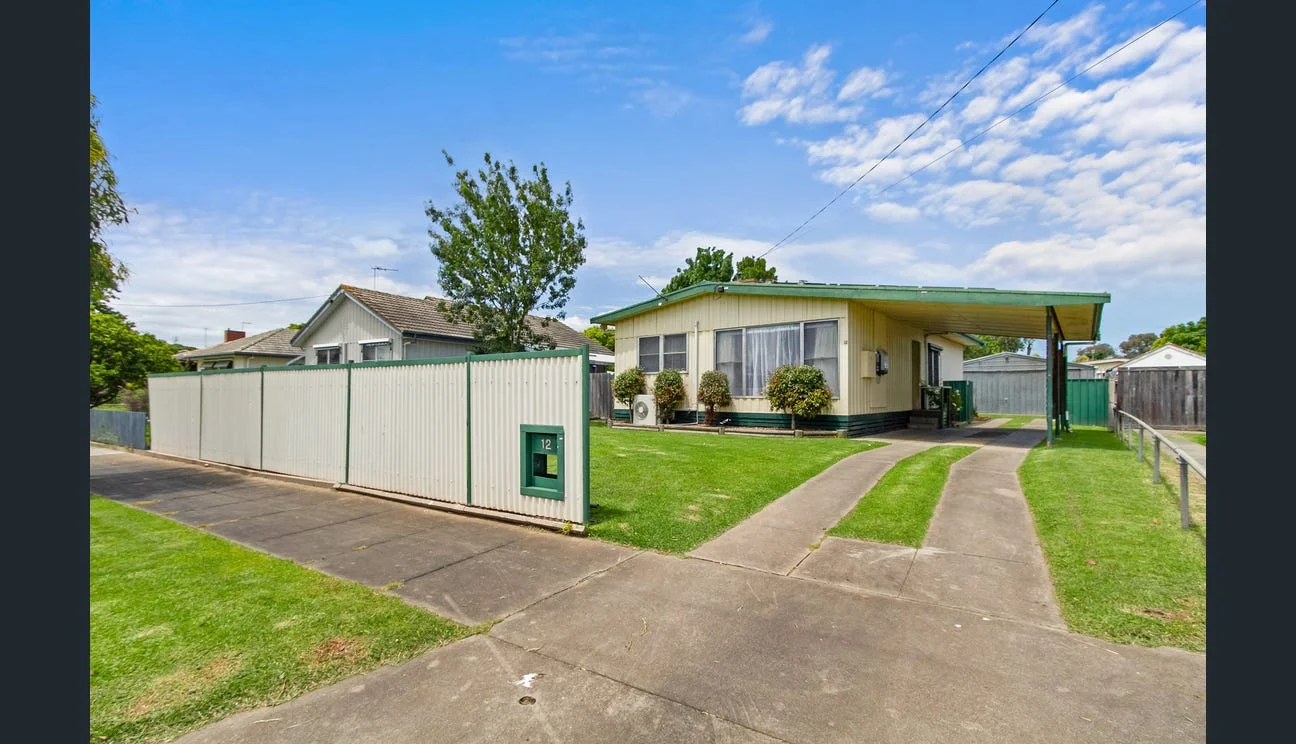 12 Hyland Ct, Sale VIC 3850