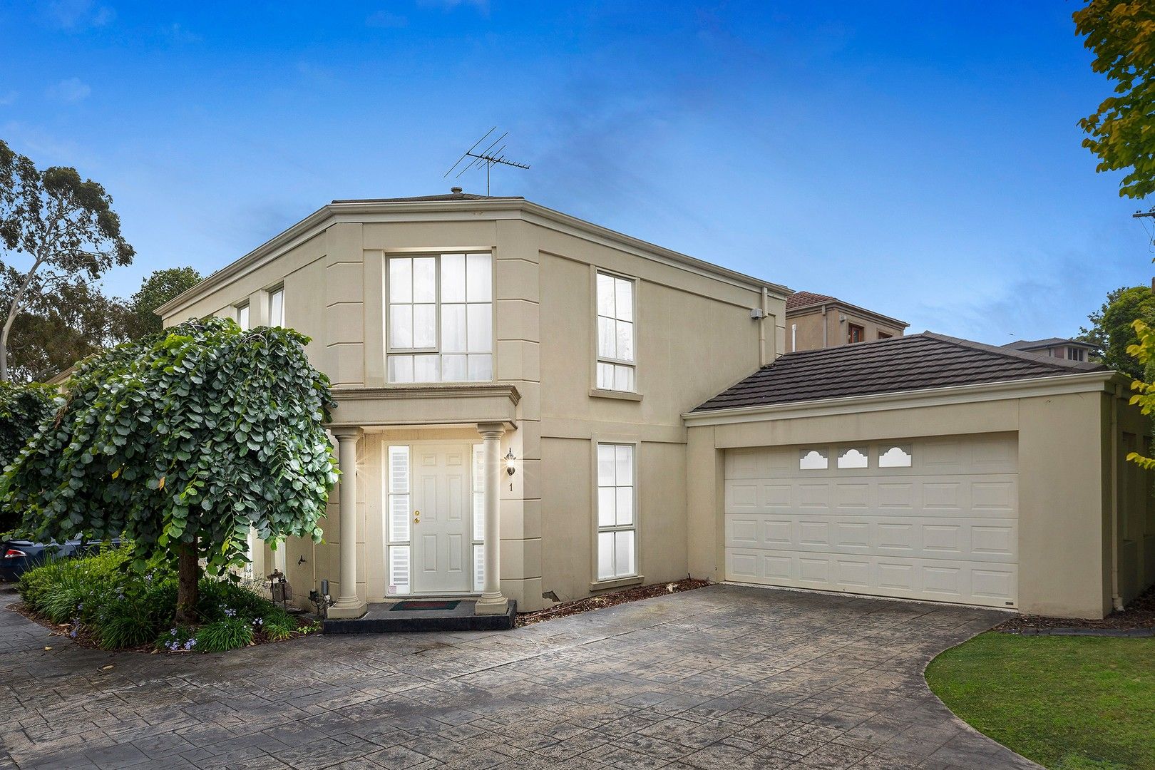 4 bedrooms House in 1/1-3 Frank Street DONCASTER VIC, 3108