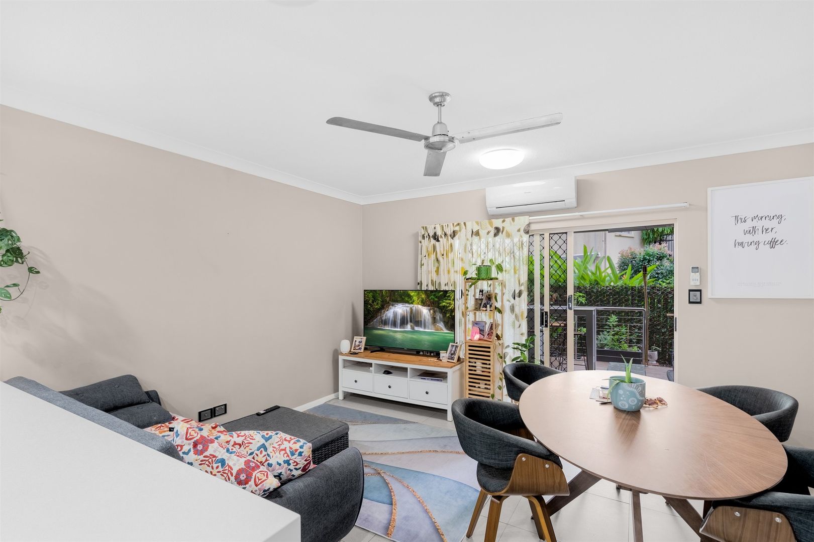 10/9-11 Oyster Court, Trinity Beach QLD 4879, Image 2