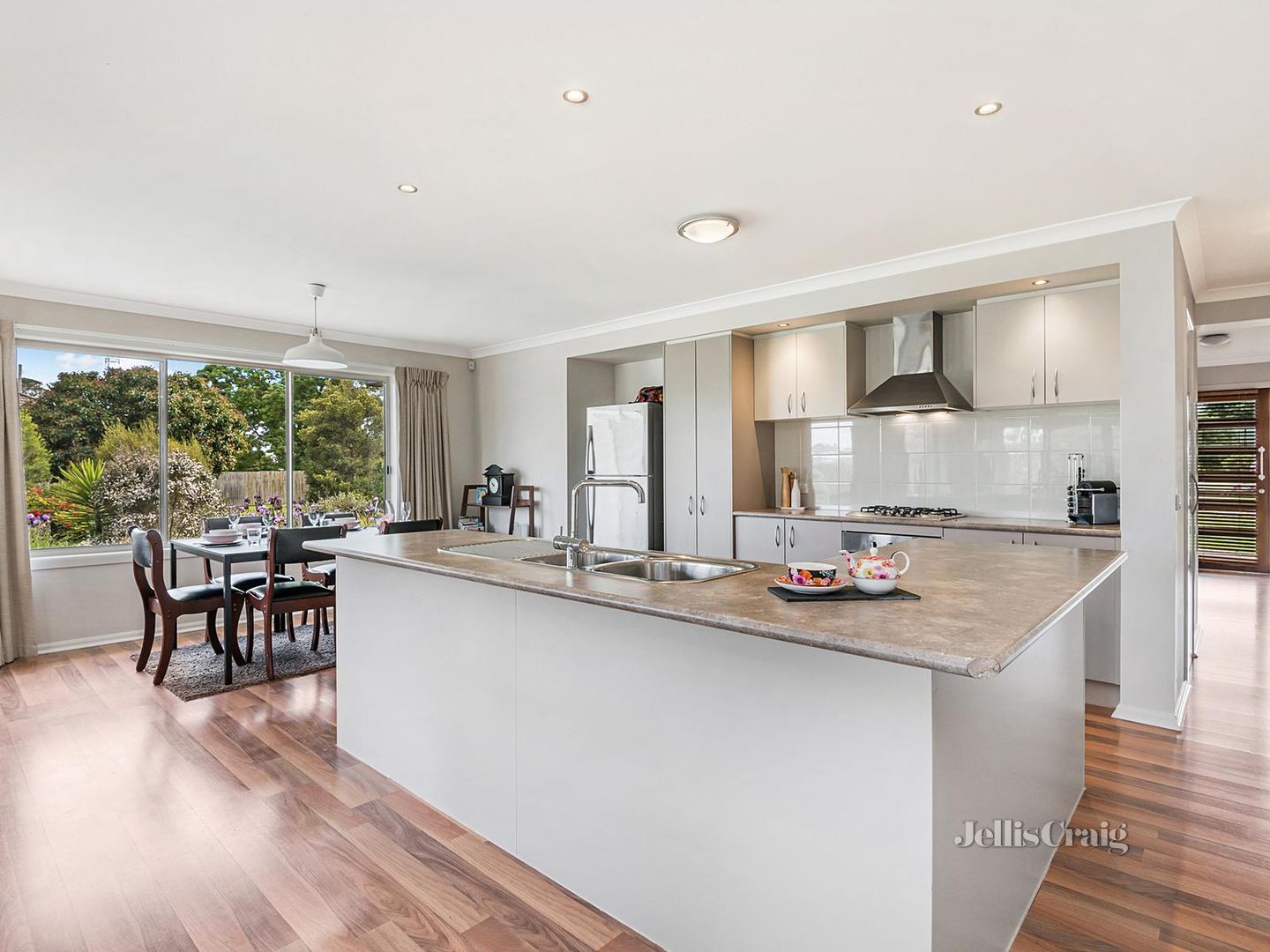 46 Wright Street, Elphinstone VIC 3448, Image 2