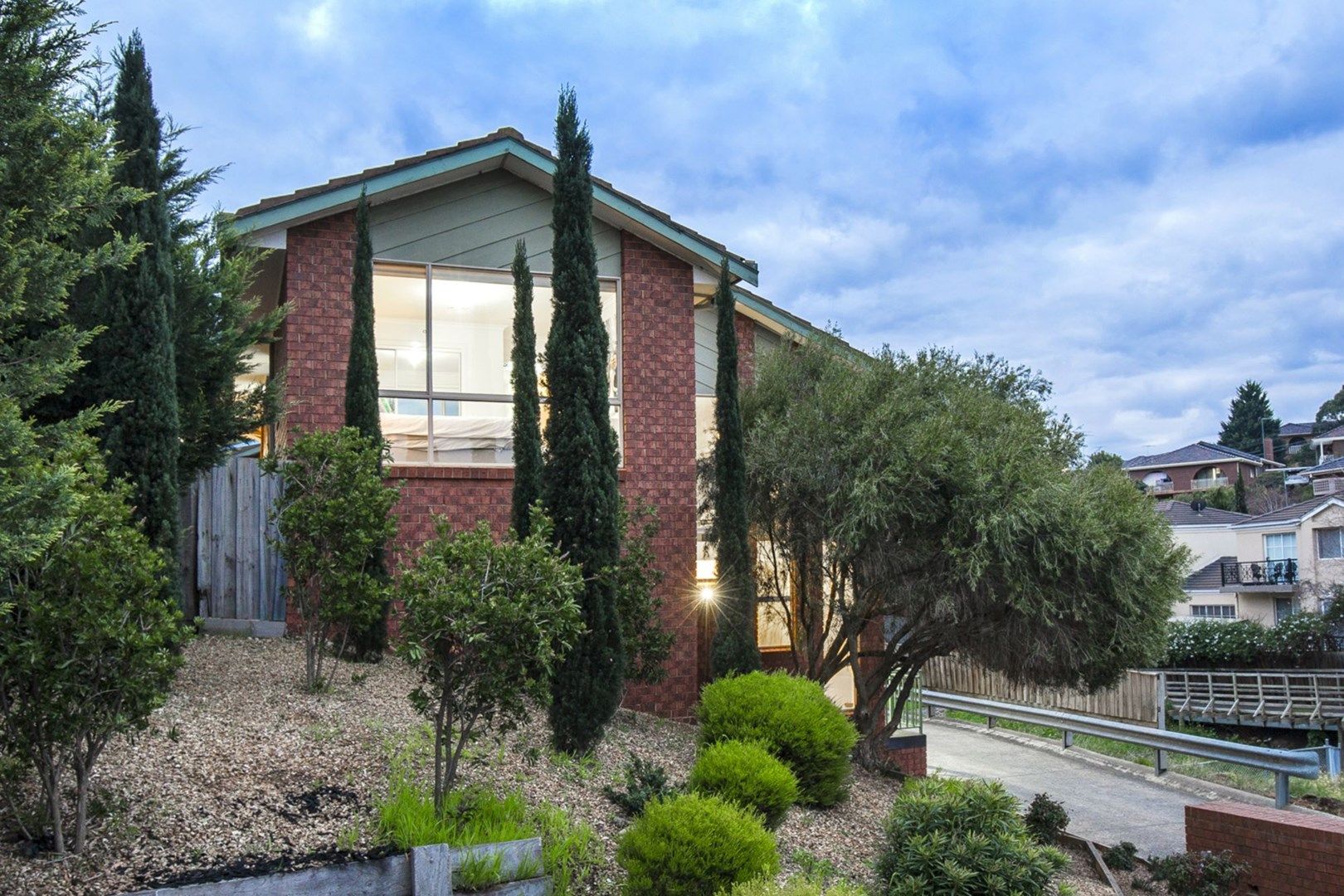 1/4 Weyburn Place, Avondale Heights VIC 3034, Image 0