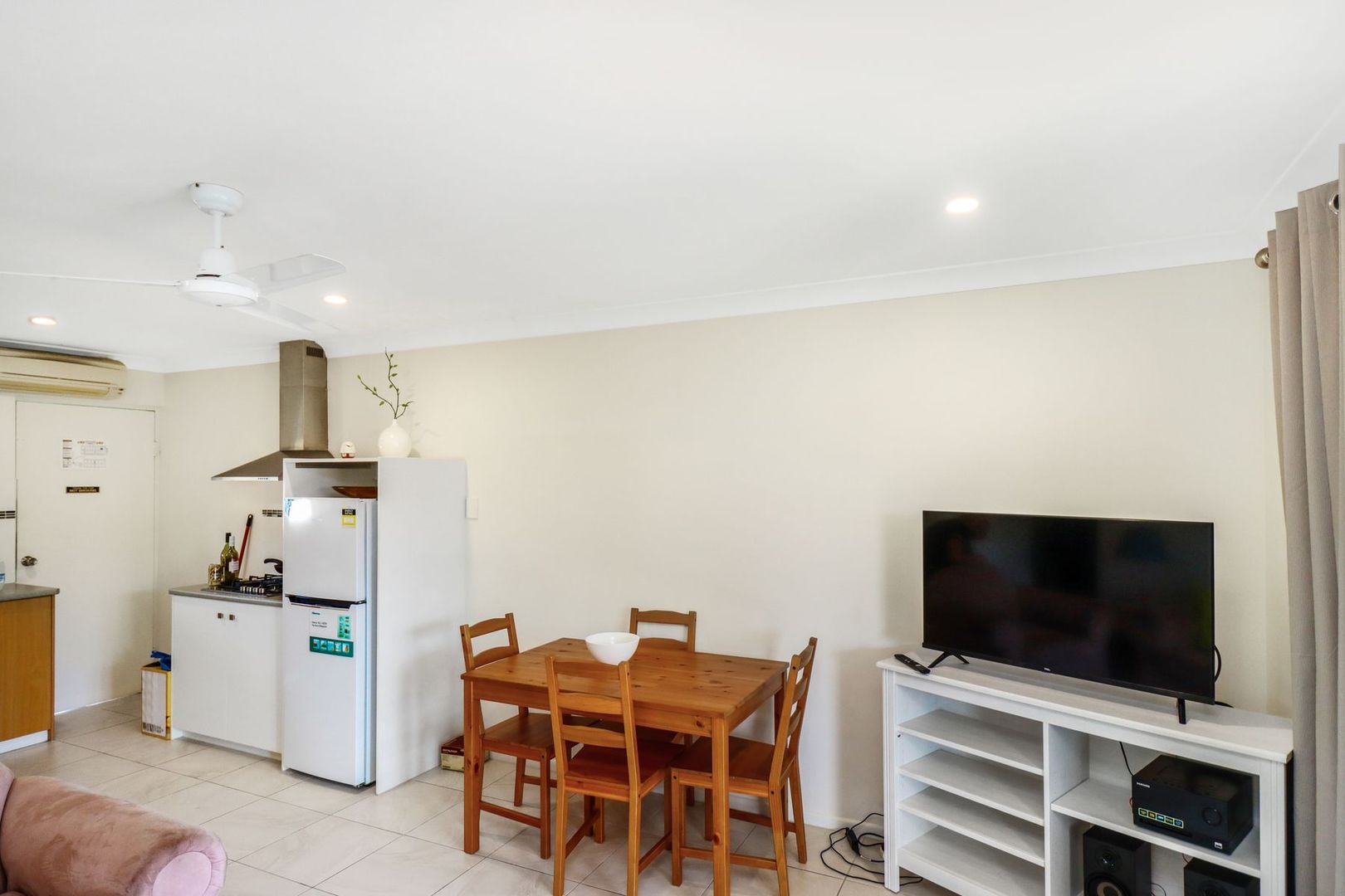 16/13-15 Ann Street, Torquay QLD 4655, Image 2