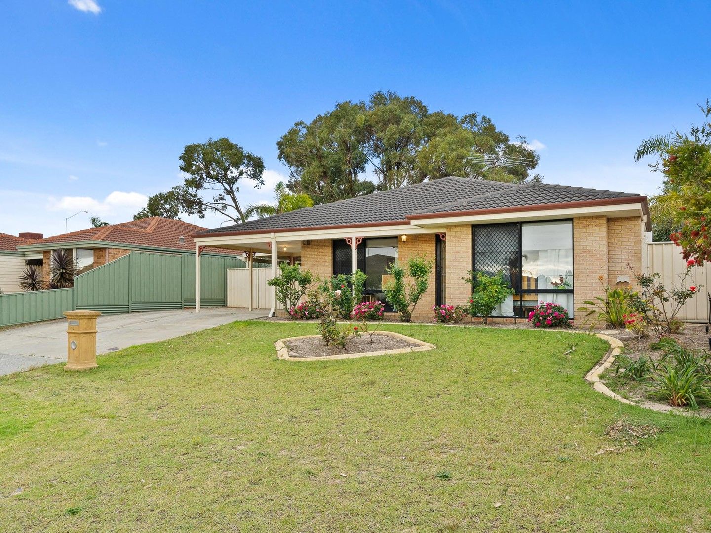 4 bedrooms House in 10 Coorong Turn WARNBRO WA, 6169