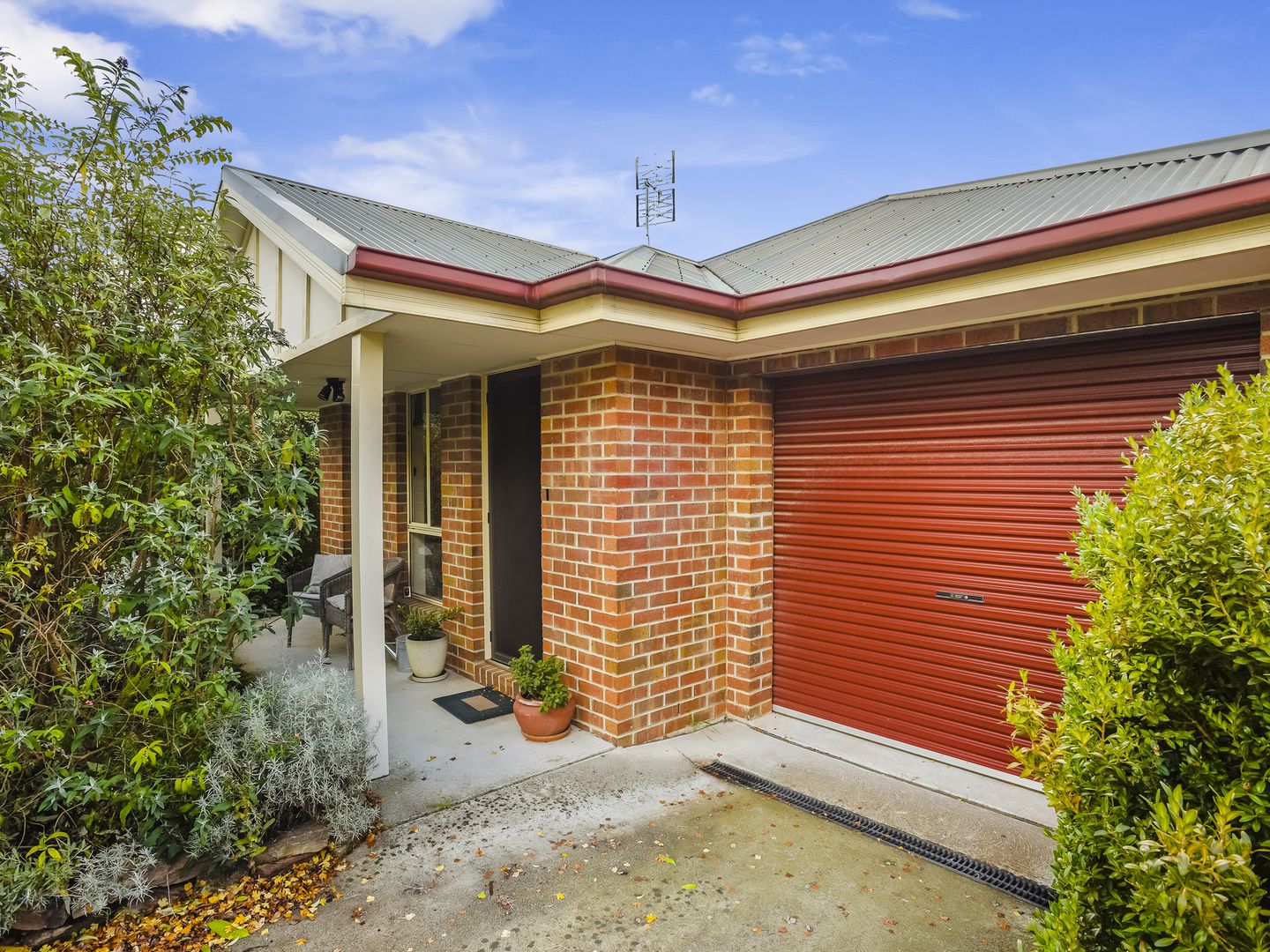 2/108 Piper Street, Kyneton VIC 3444, Image 1