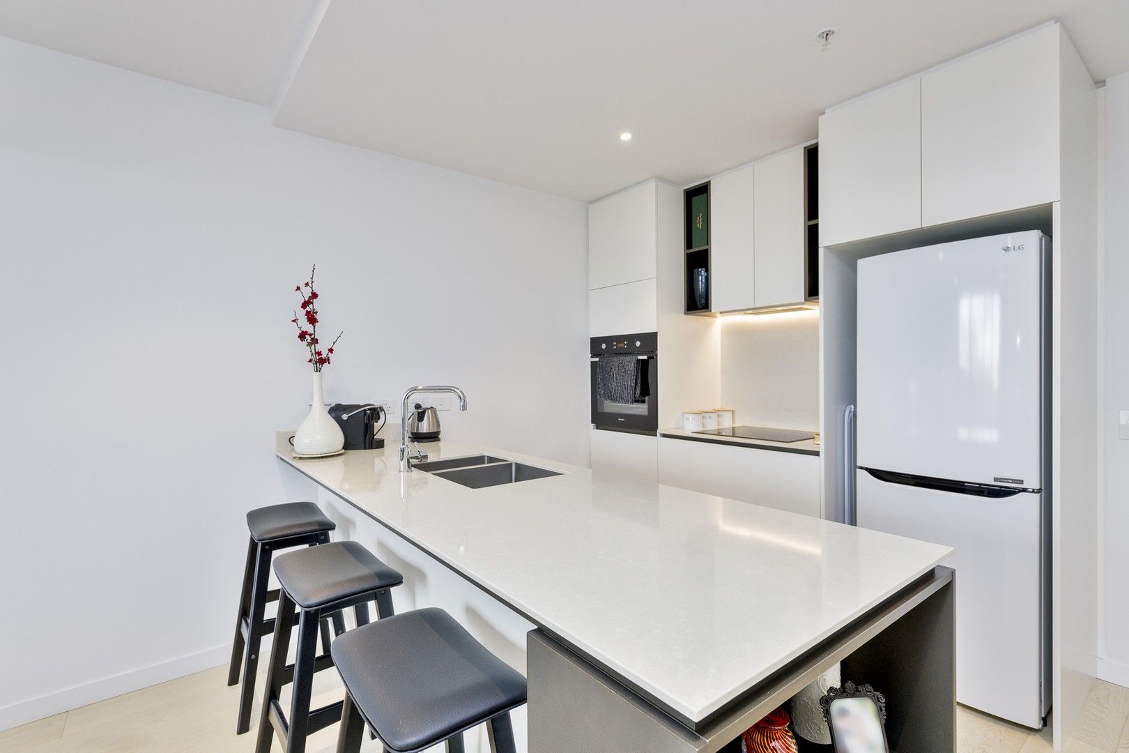 2 bedrooms House in 209/7 Aspen Street MOONEE PONDS VIC, 3039