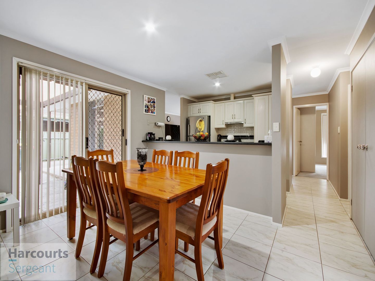 4 Anvil Court, Andrews Farm SA 5114, Image 2