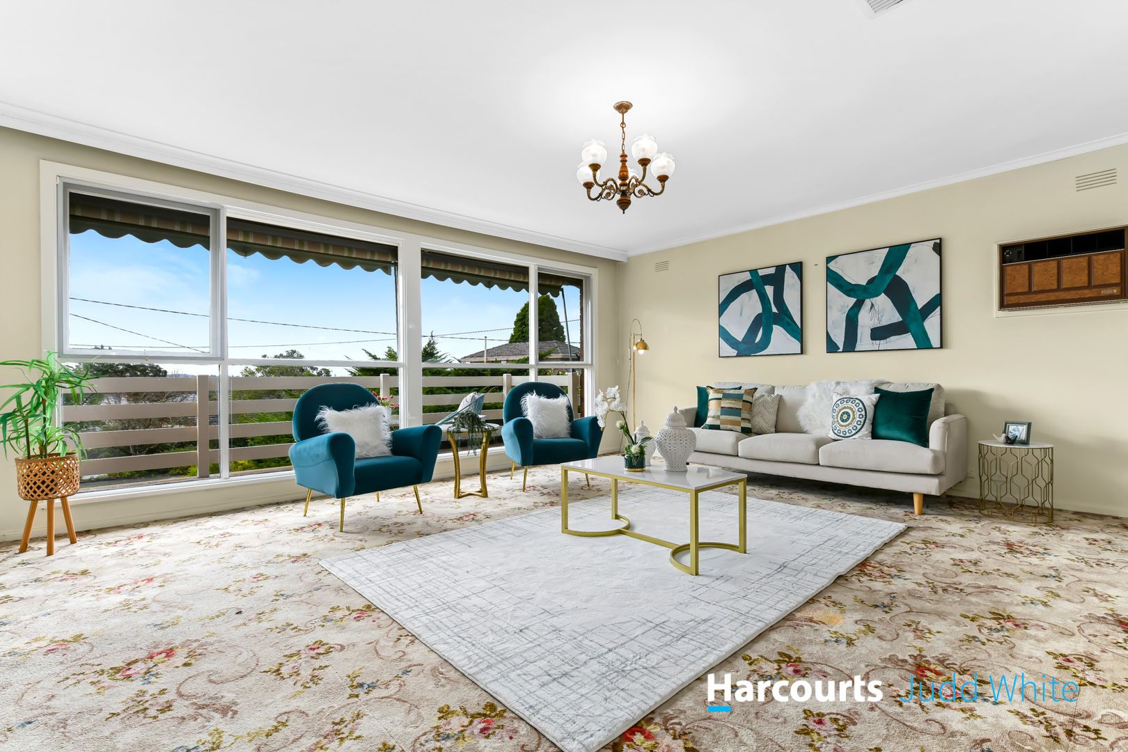 8 Valley View Court, Glen Waverley VIC 3150, Image 2