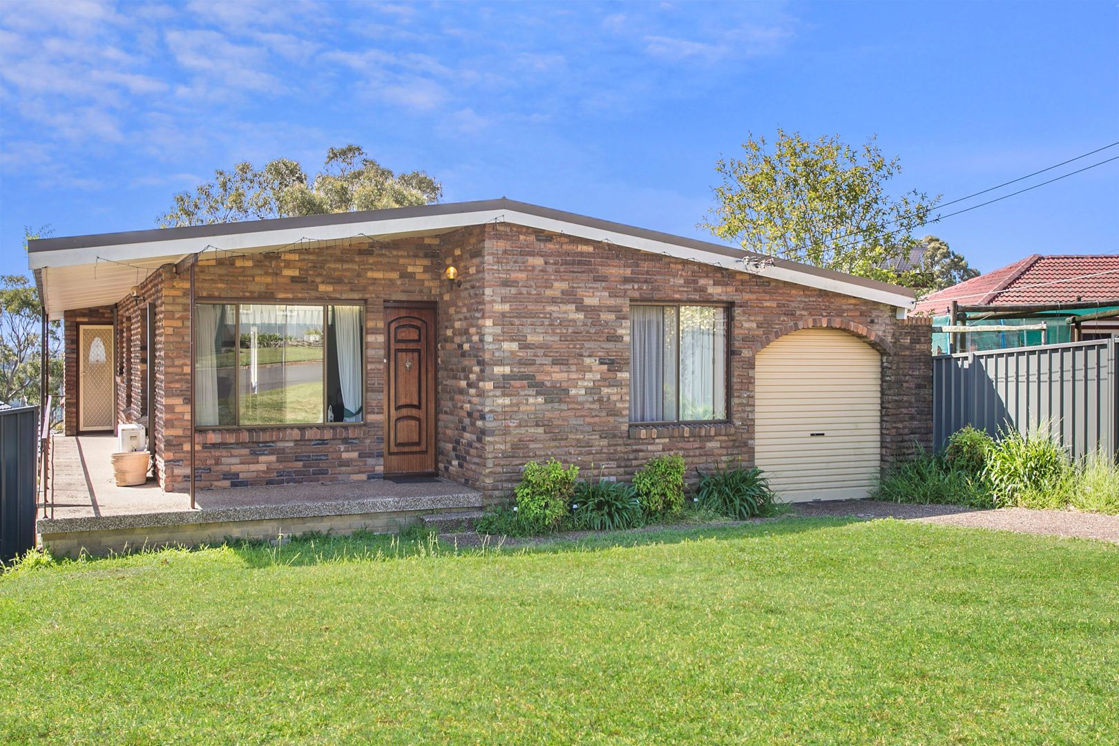 3 Range Place, Engadine | Property History & Address Research | Domain