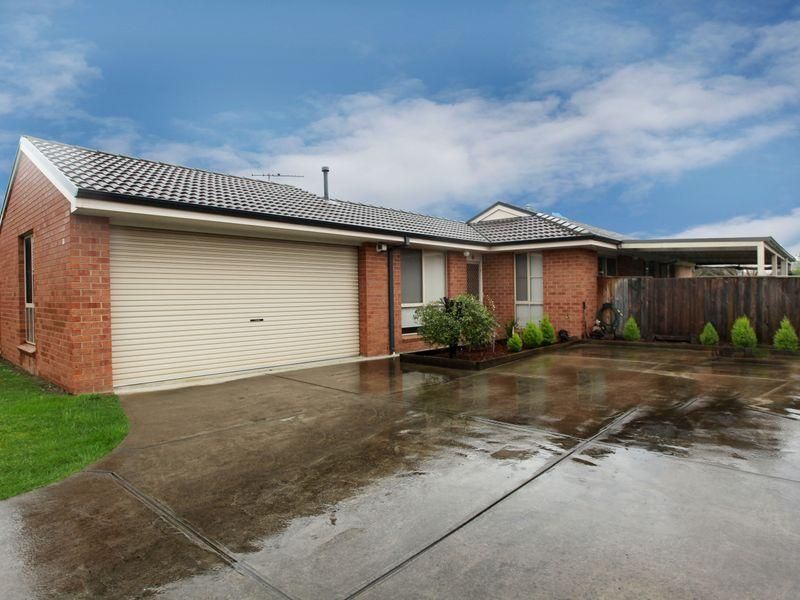 3 bedrooms House in 11 Stella Place PAKENHAM VIC, 3810