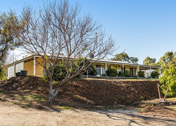 48 Patens Drive, Lower Chittering WA 6084