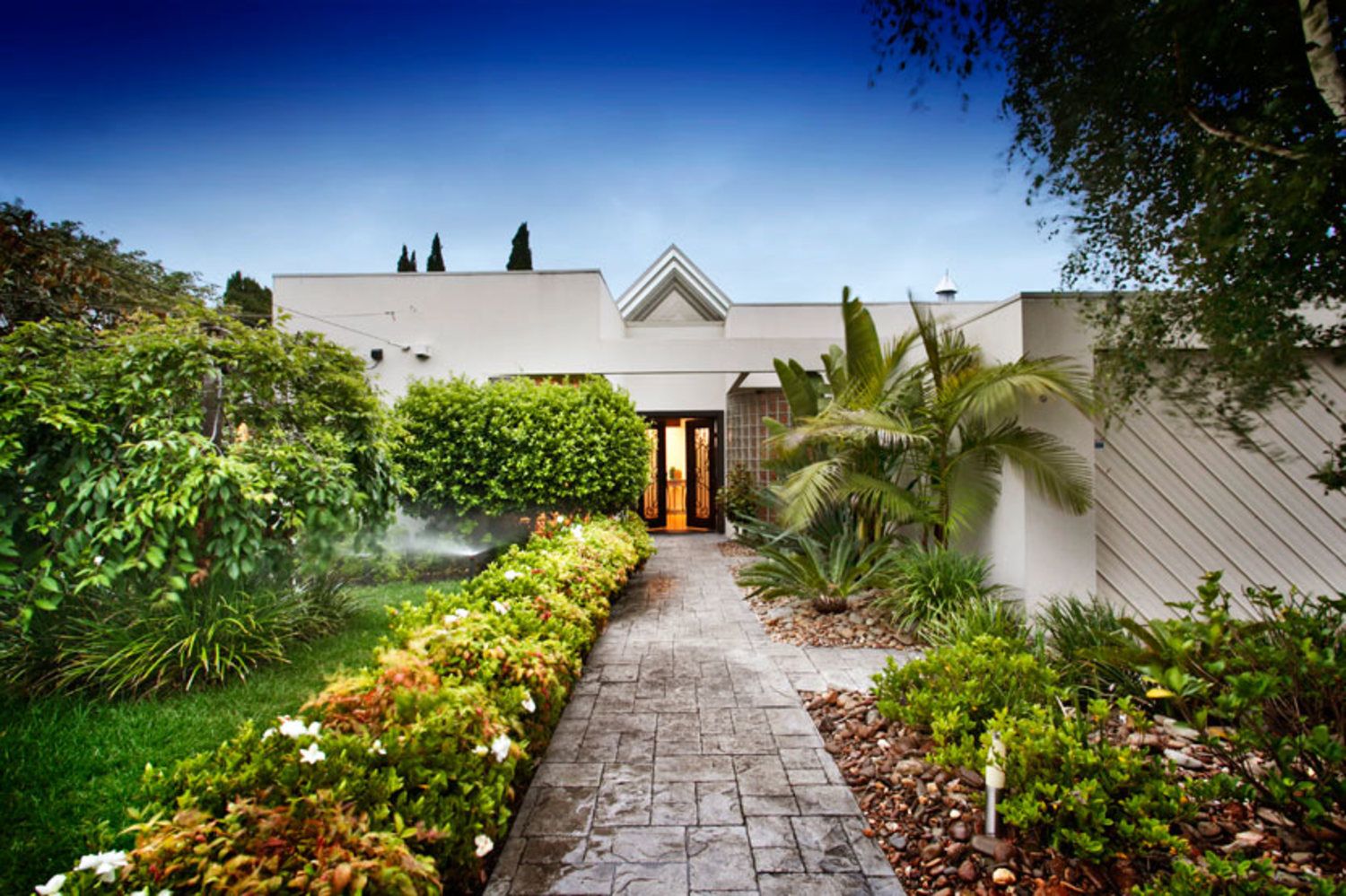 4 bedrooms House in 24 Kean Street CAULFIELD SOUTH VIC, 3162