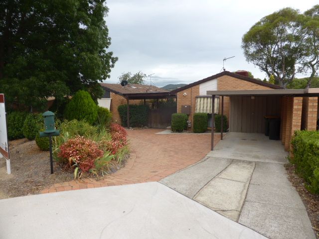 3 bedrooms House in 12 Hammill Close CALWELL ACT, 2905