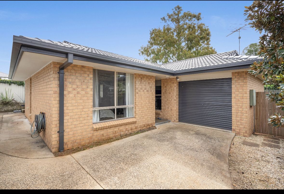 2 bedrooms Semi-Detached in 2/8 Green Street ALSTONVILLE NSW, 2477