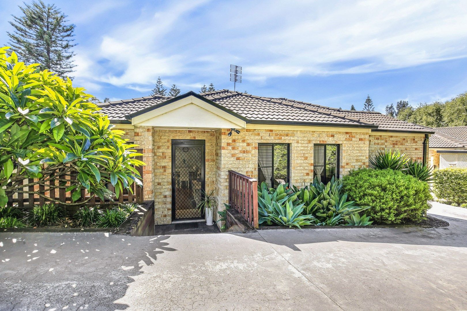 2/59A Ranchby Avenue, Lake Heights NSW 2502, Image 0