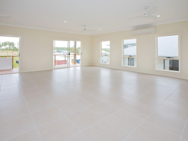 16 Wharf Court, Springfield Lakes QLD 4300, Image 2