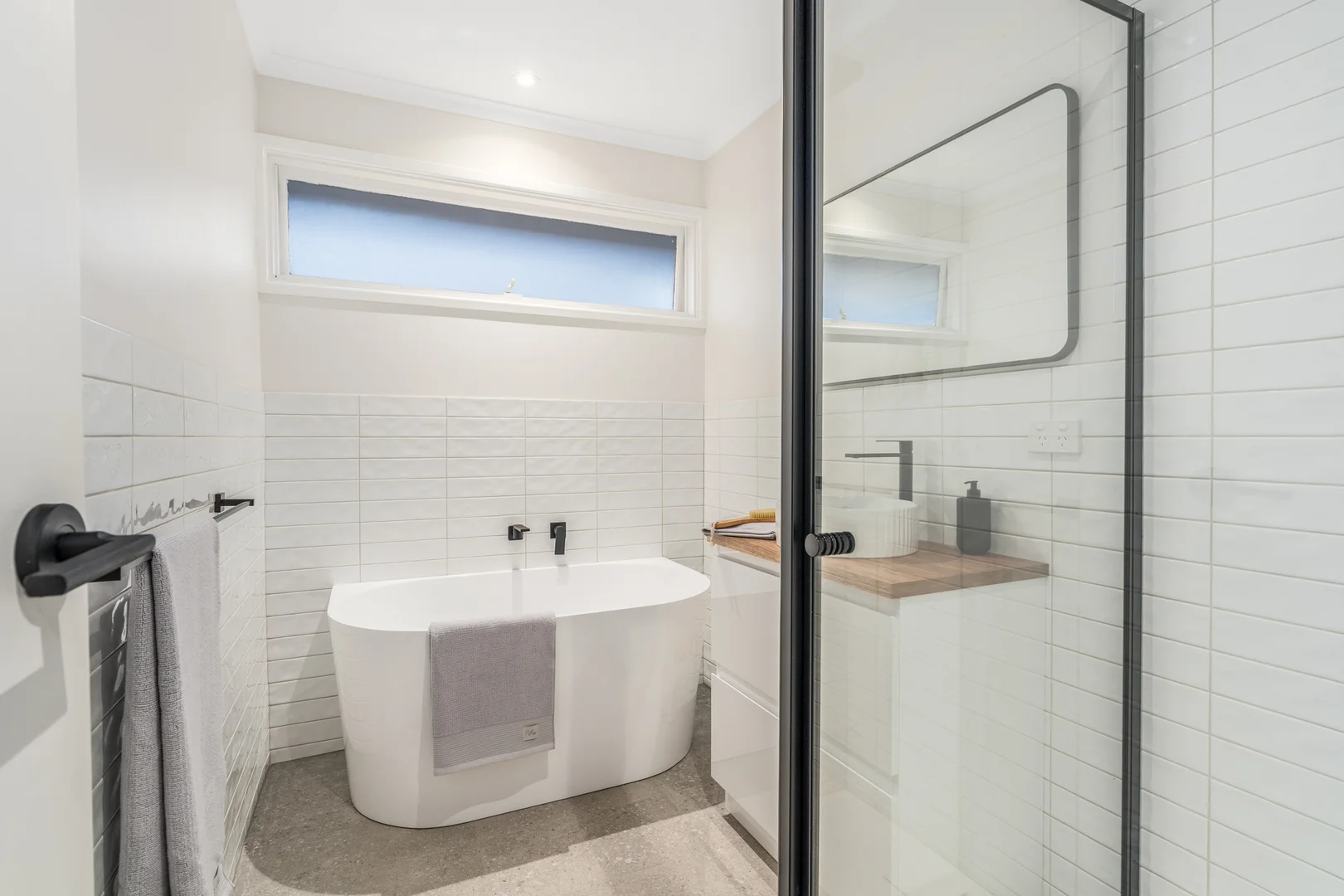 Additional image 8 of 1/49 Upper Skene Street, Newtown VIC 3220