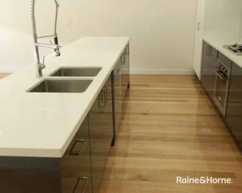 Additional image 3 of 4/30 Laurie Street, Newport VIC 3015