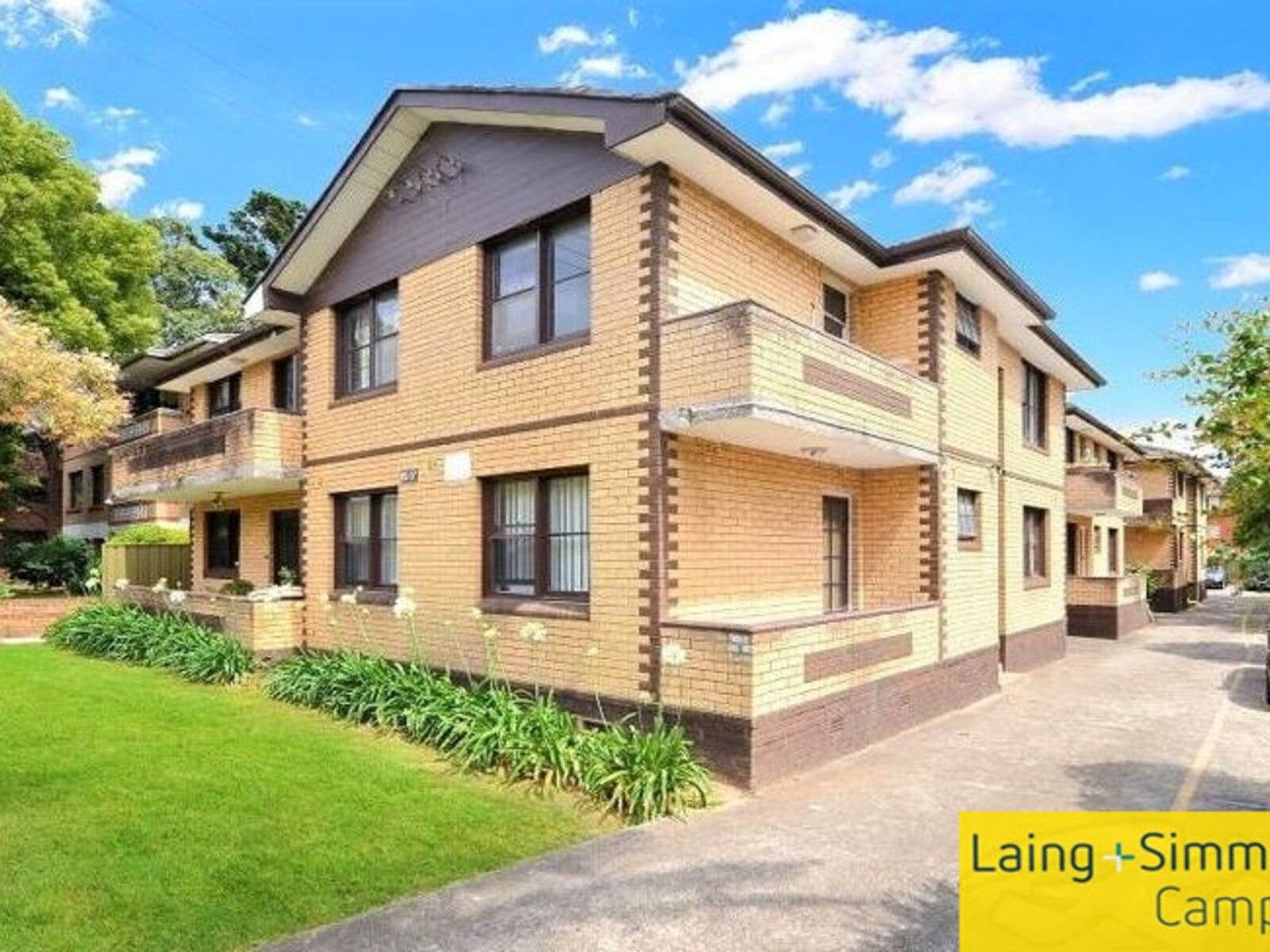 2 bedrooms Apartment / Unit / Flat in 1/15 Perry Street CAMPSIE NSW, 2194