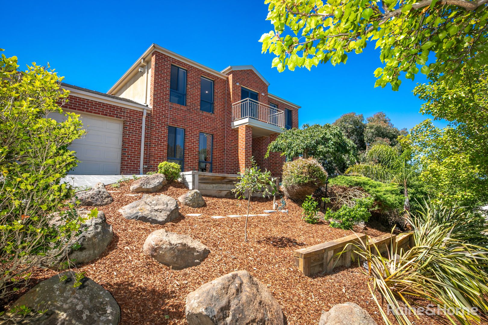 18 Bundanoon Avenue, Sunbury VIC 3429, Image 1