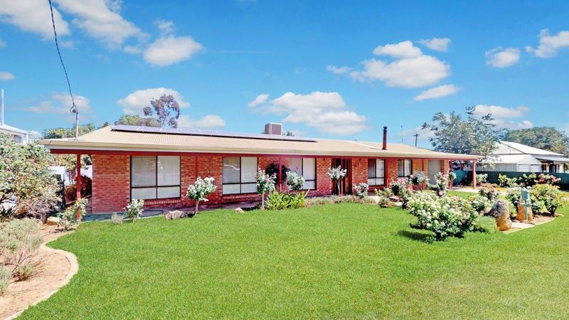 34 Gloucester St, Junee NSW 2663, Image 0