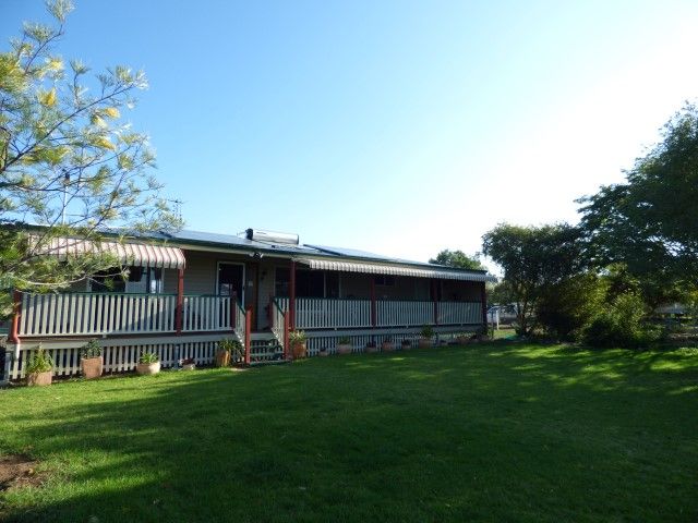 108 Bowen Street, Roma QLD 4455