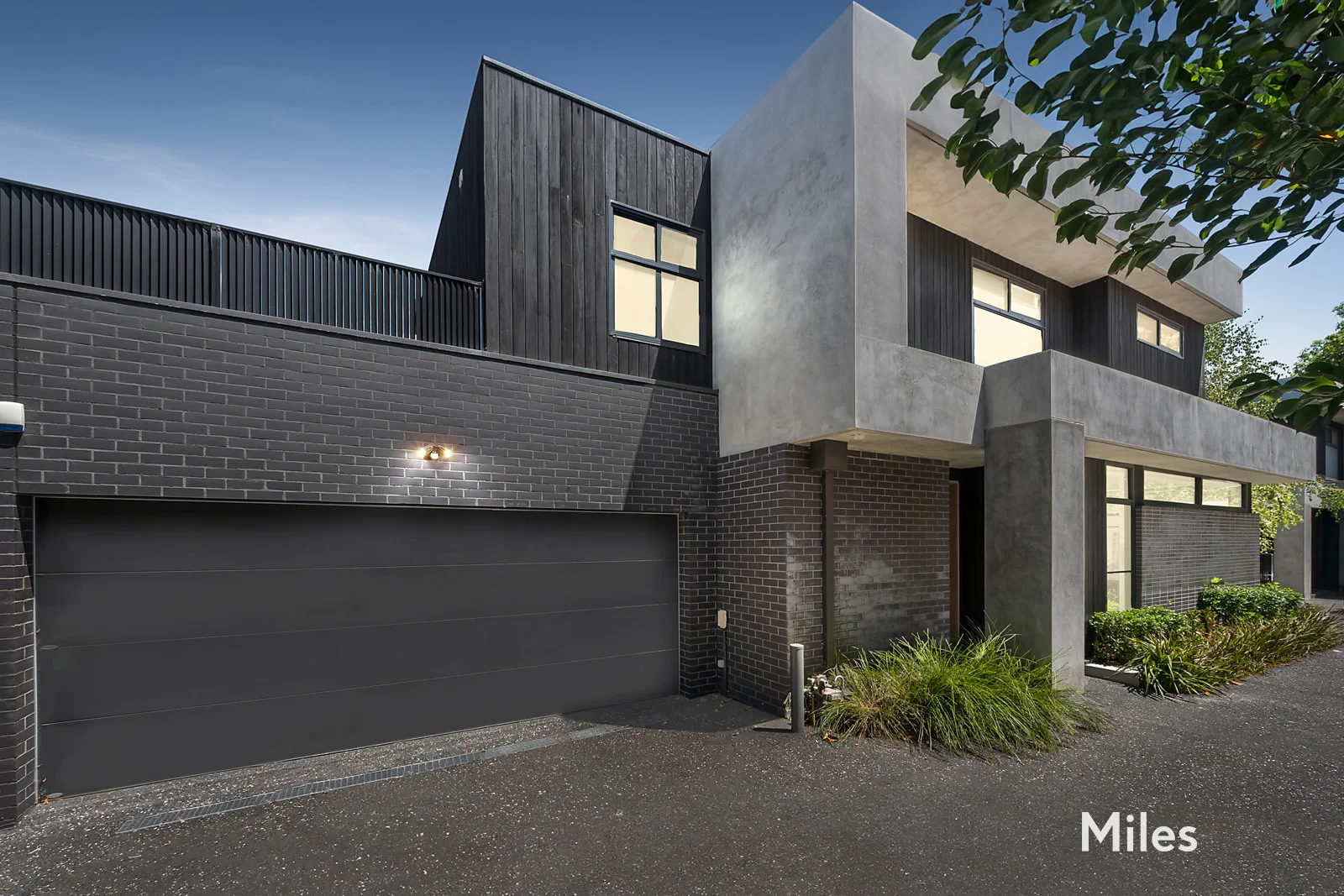 2/51 Wilfred Road, Ivanhoe East VIC 3079