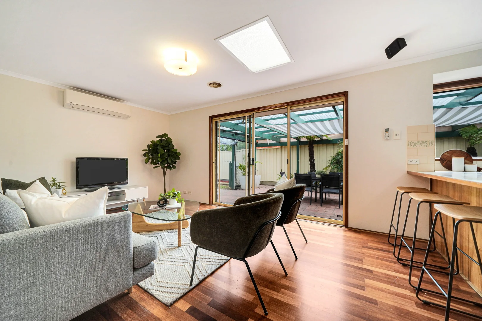 Additional image 15 of 3 Kanooka Grove, Meadow Heights VIC 3048