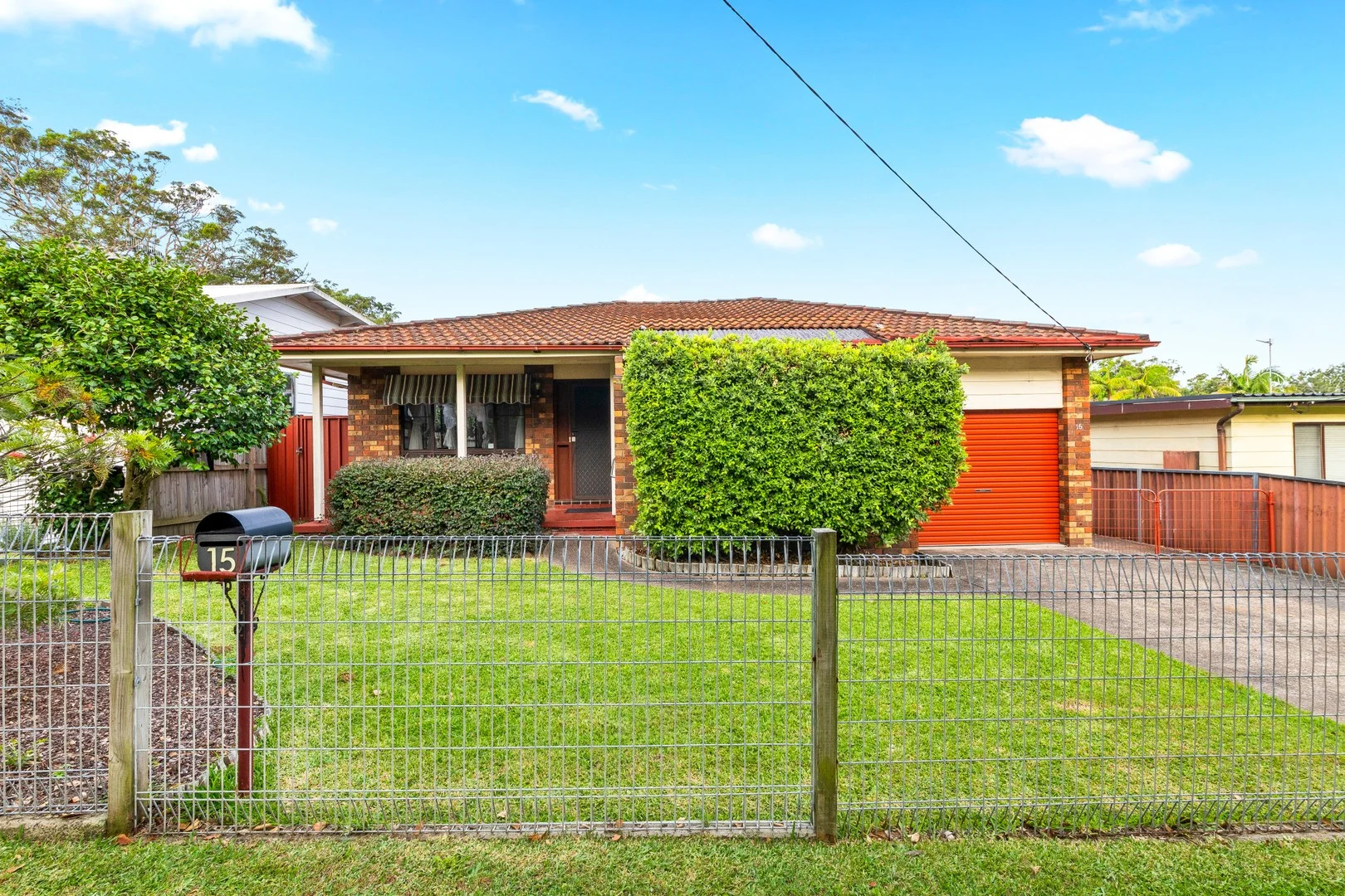 15 Alister Avenue, Lake Munmorah NSW 2259