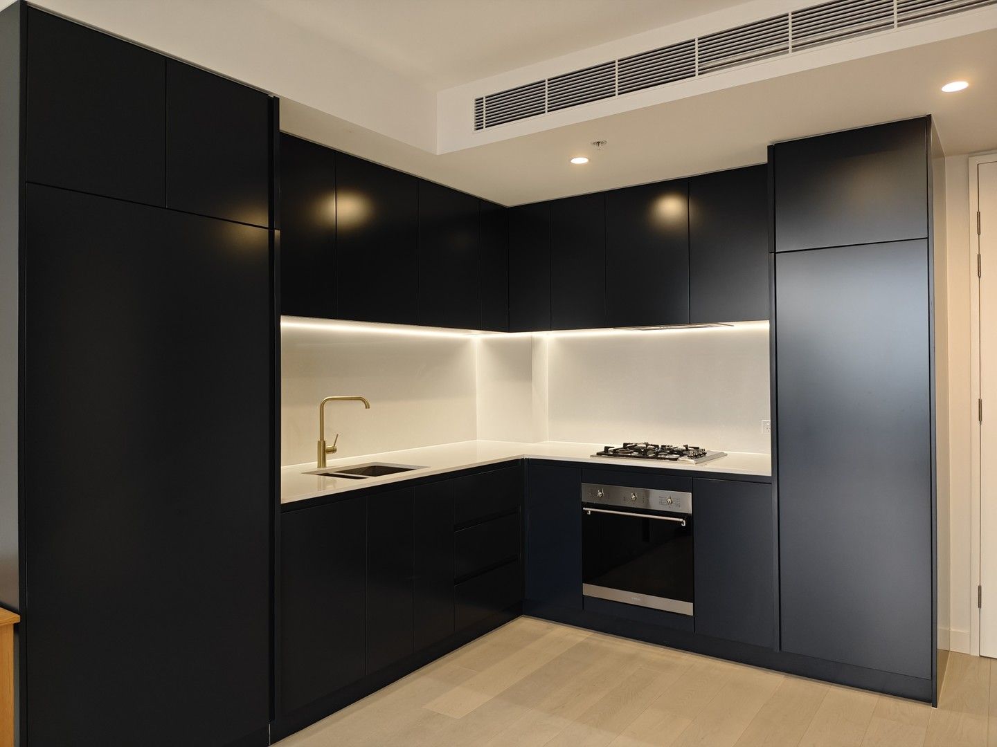 1 bedrooms Apartment / Unit / Flat in 1310/12 Jack Brabham Drive HURSTVILLE NSW, 2220