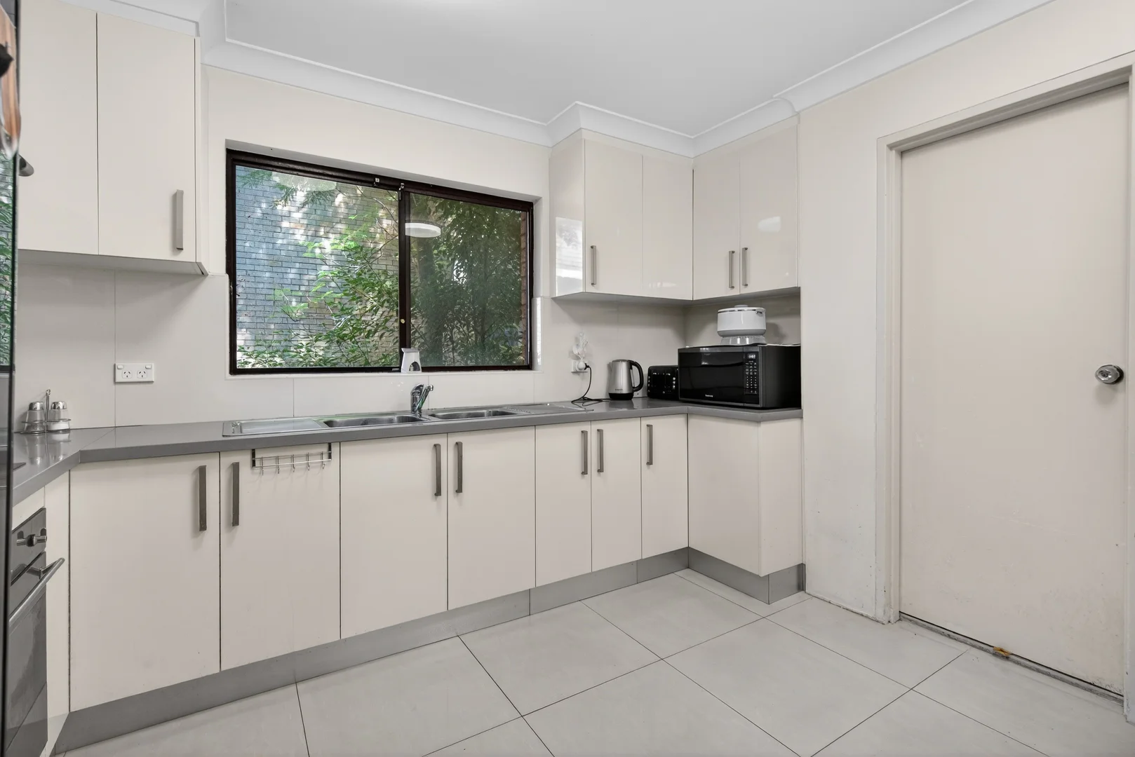Additional image 5 of 4/211 Hawkesbury Road, Westmead NSW 2145