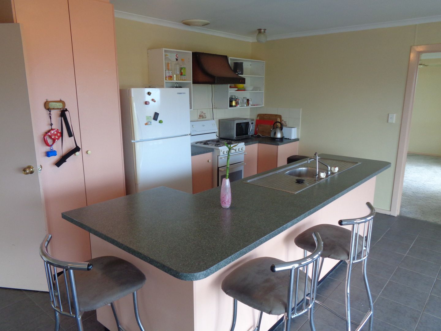 22 SHEARWATER WAY, Thompson Beach SA 5501, Image 2