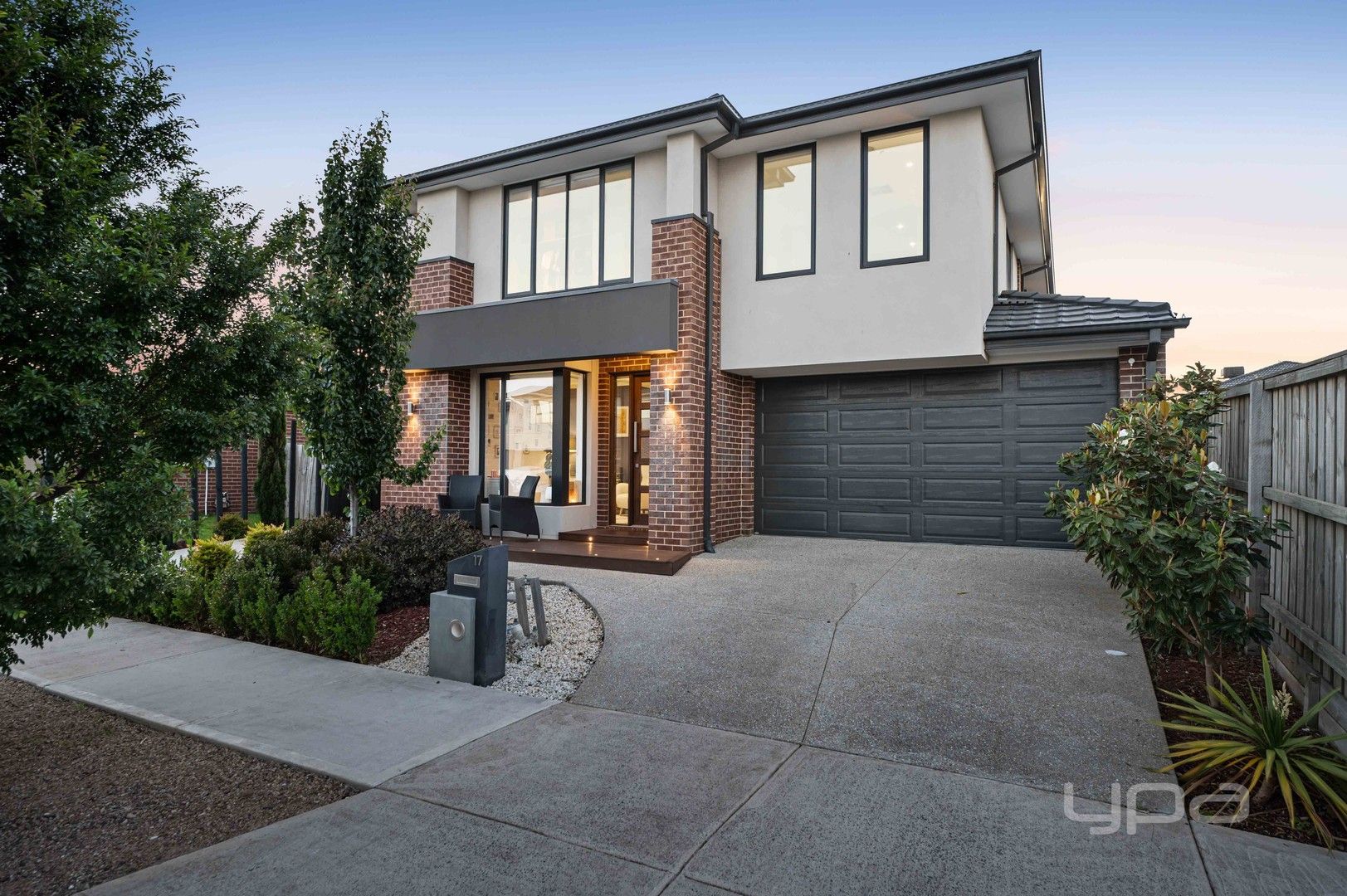 4 bedrooms House in 17 Feodora Street GREENVALE VIC, 3059