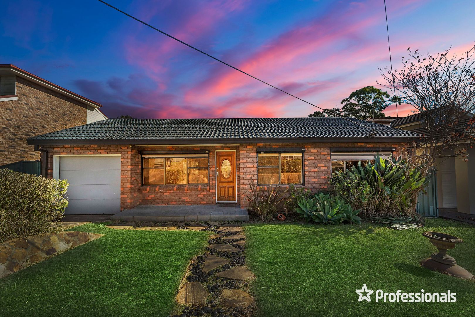 3 bedrooms House in 51 Sandakan Road REVESBY HEIGHTS NSW, 2212