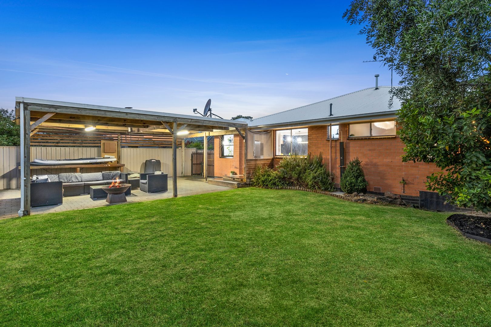 103 Asbury Street East, Ocean Grove VIC 3226 Domain