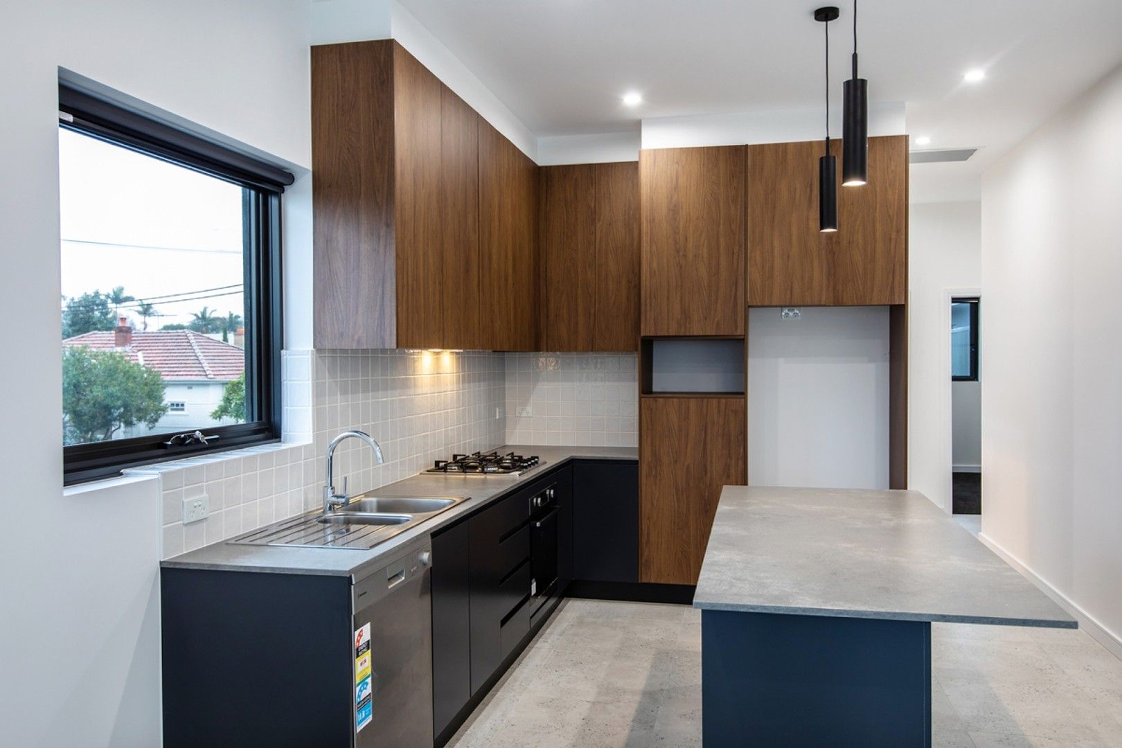 2 bedrooms Apartment / Unit / Flat in 7/2 Lonsdale Street LILYFIELD NSW, 2040
