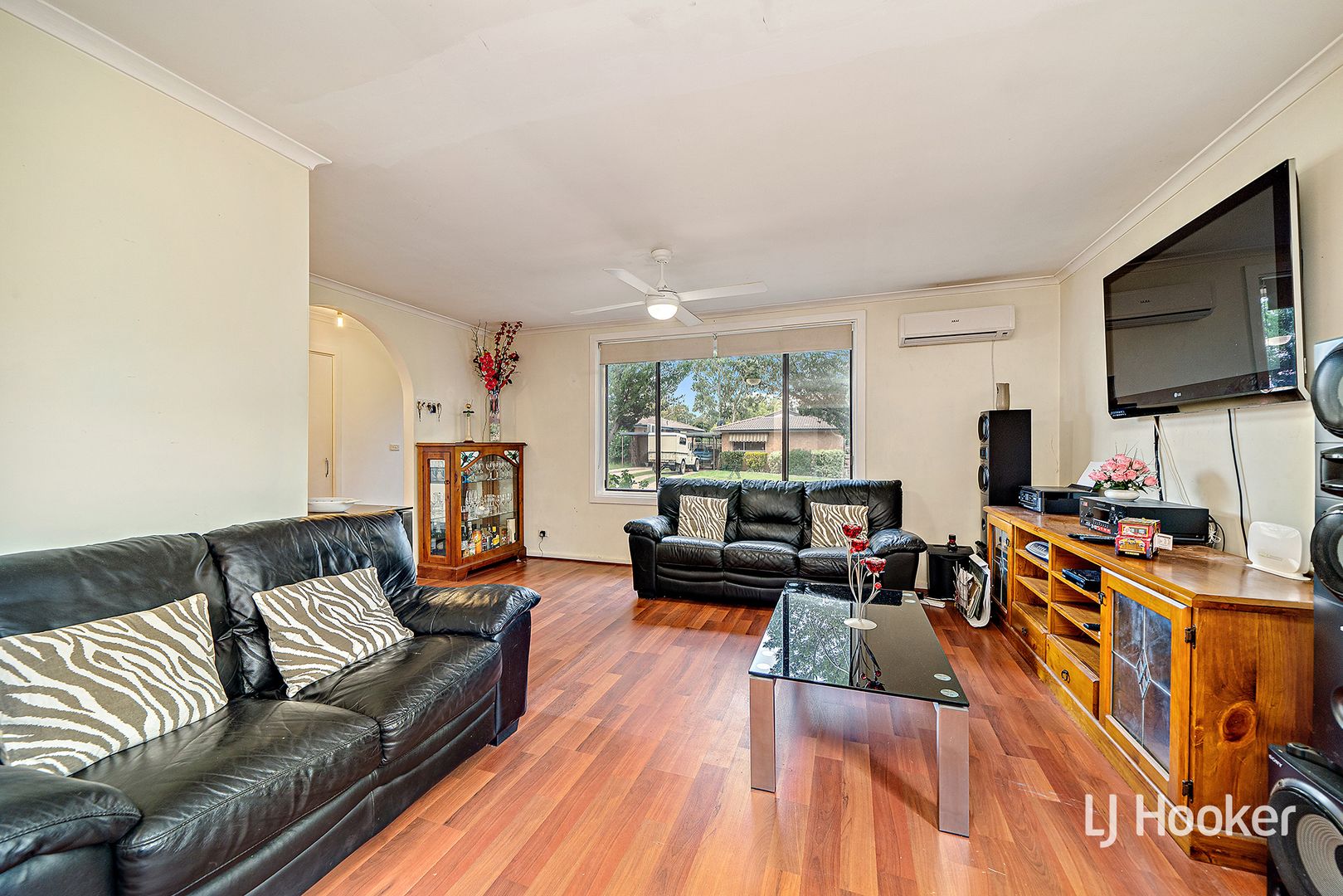 12 McCarthy Place, Charnwood ACT 2615, Image 2