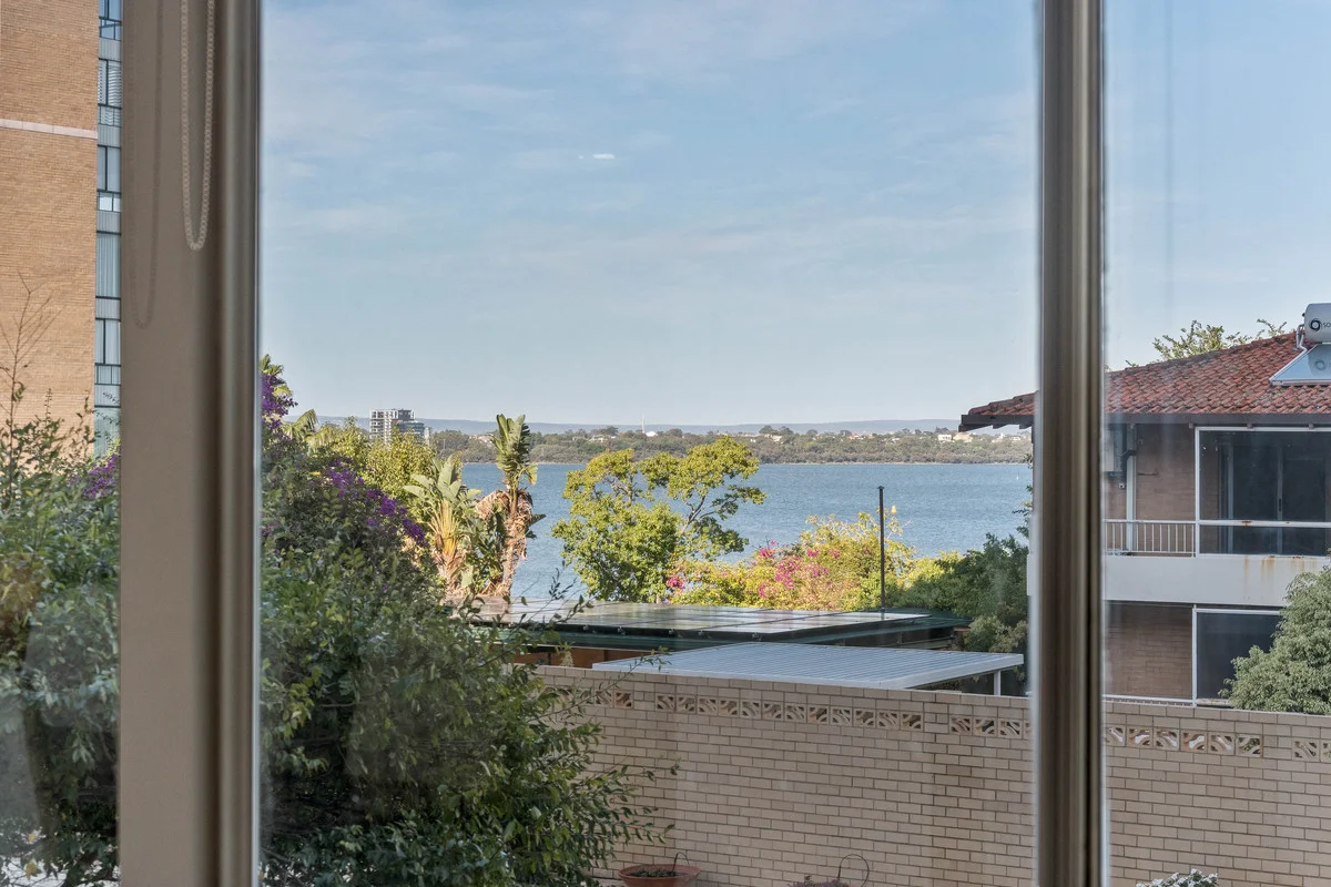 Additional image 4 of 2/4 Crawley Avenue, Crawley WA 6009