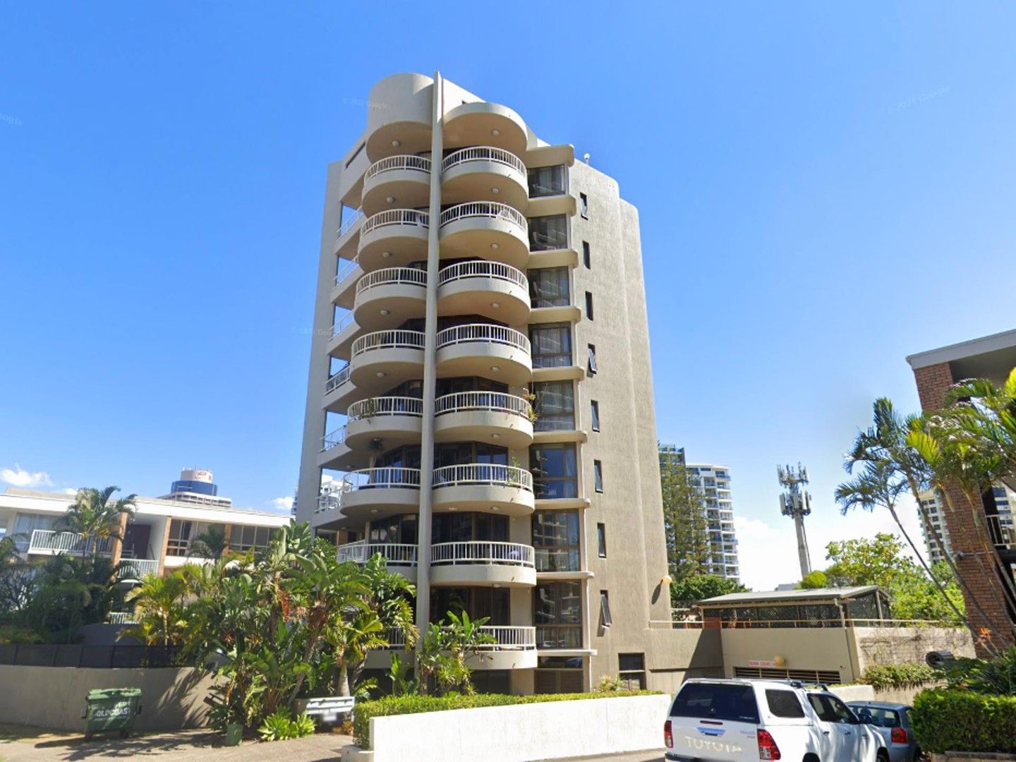 2 bedrooms Apartment / Unit / Flat in 2/15 Old burleigh Road SURFERS PARADISE QLD, 4217
