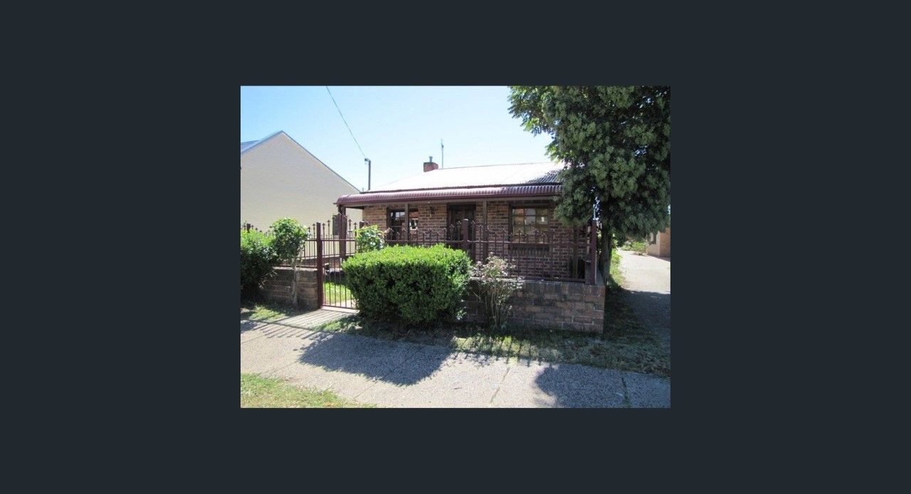 3 bedrooms House in 265 Howick St BATHURST NSW, 2795
