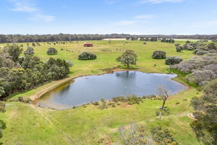 33 Barnett Grove, Cowaramup WA 6284, Image 0