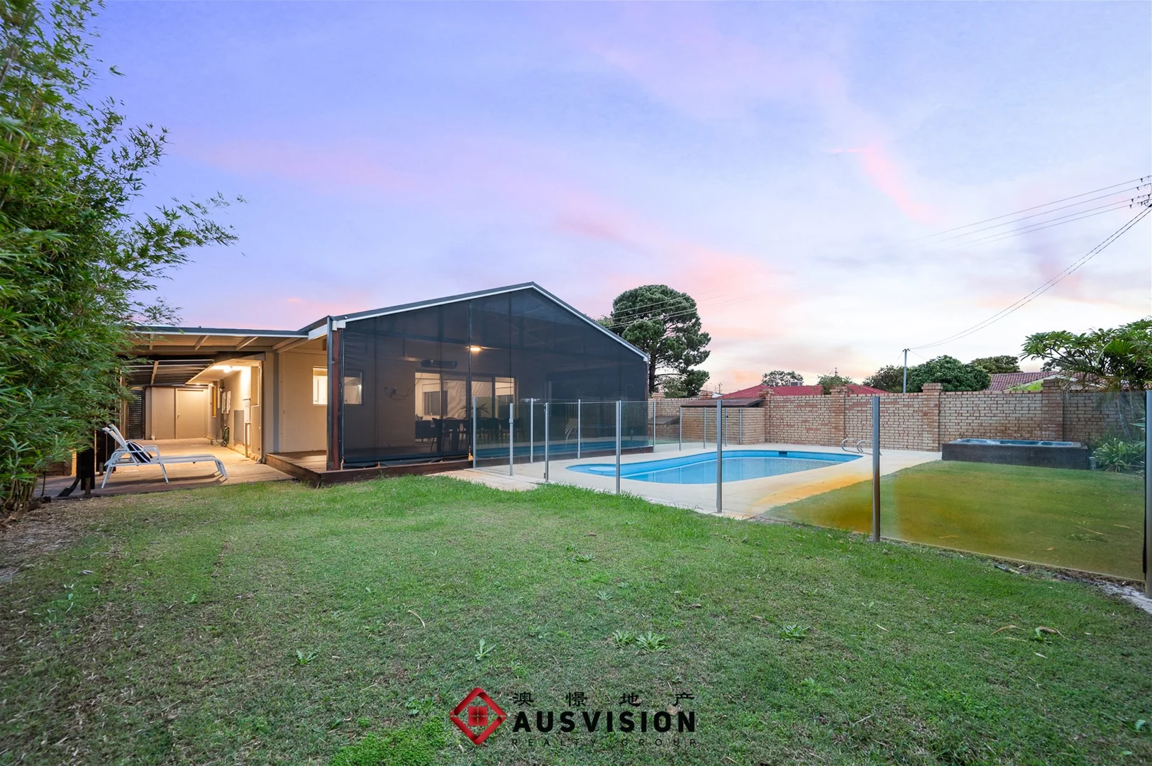 Additional image 40 of 30 Morago Cres, Cloverdale WA 6105