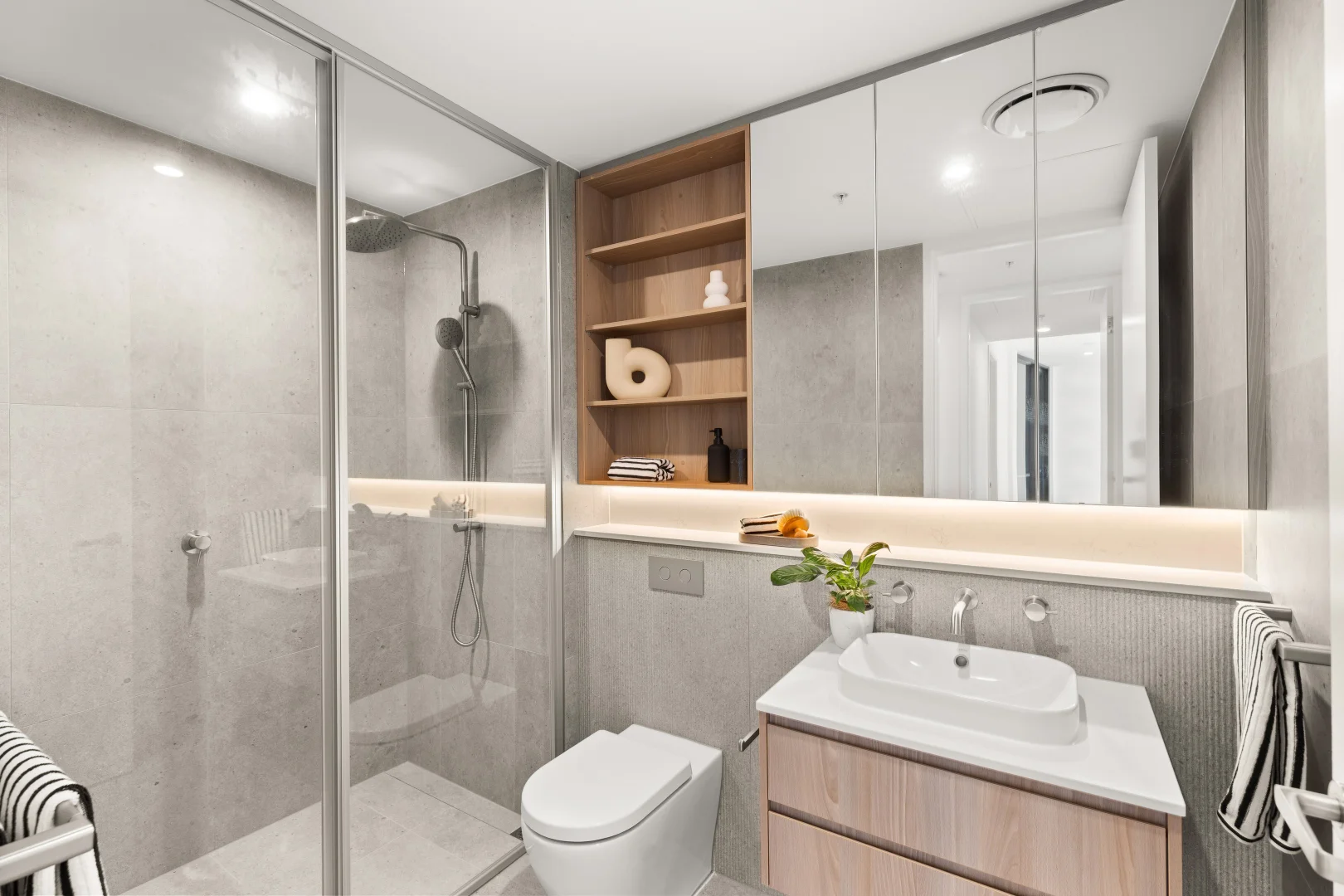 Additional image 16 of Level 5, 504/43 Honeysuckle Drive, Newcastle NSW 2300