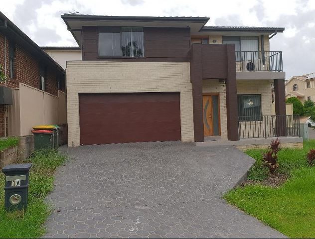 4 bedrooms House in 7 Mackellar Street CASULA NSW, 2170