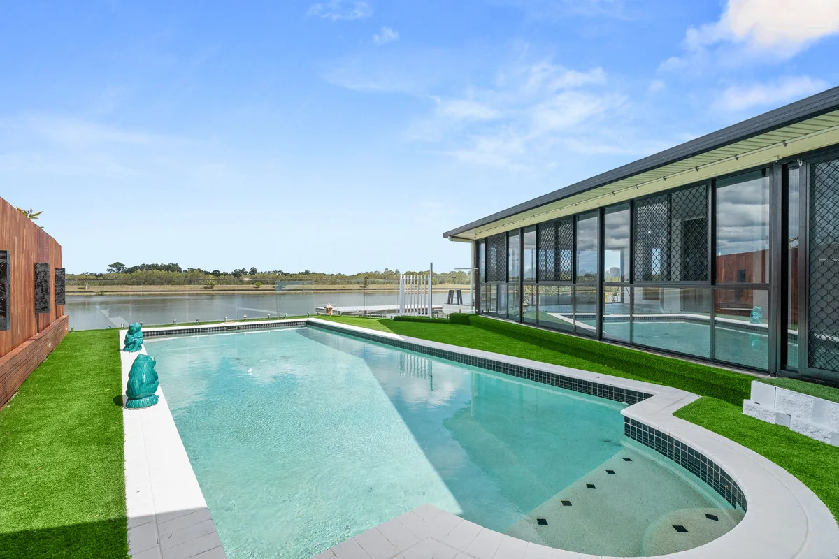 14 Spoonbill Way, Eli Waters QLD 4655